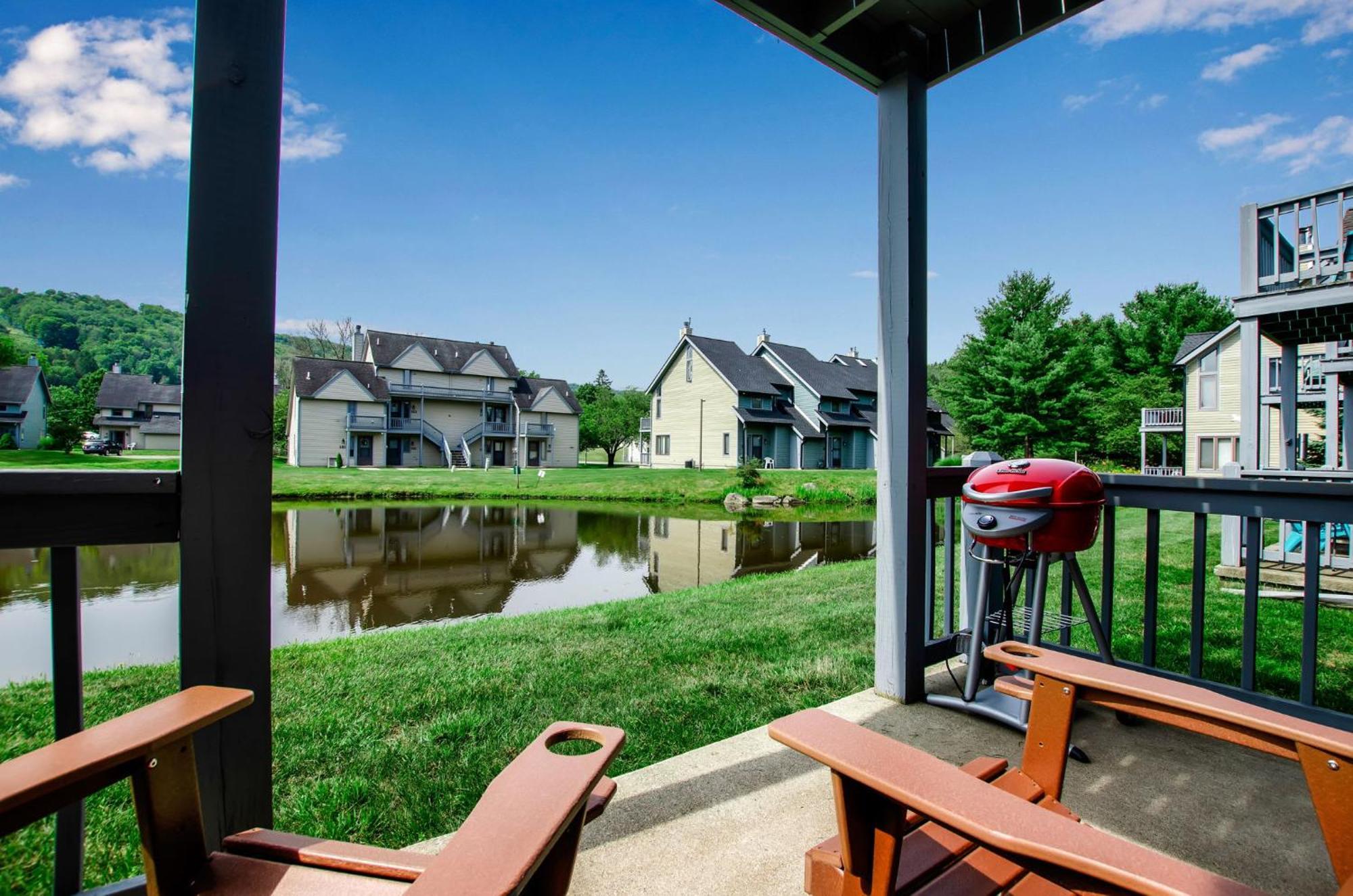 Family Townhouse With Fireplace إليكوتفيل المظهر الخارجي الصورة